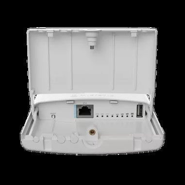 Radio Netbox MikroTik NetBox 5 ax - 5GHz ax radio with 2 RP-SMA Female connectors