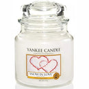 Yankee Candle Snow In Love Medium Jar