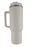 The Casey Copo Termico Stainless Steel White 500ml Mug with Lid (CSY-AP3076WHT) is a sleek and durable thermal mug designed to keep beverages hot or cold for hours. It features a spill-proof lid and comes with an "Out of Box Failure Warranty" ensuring rel