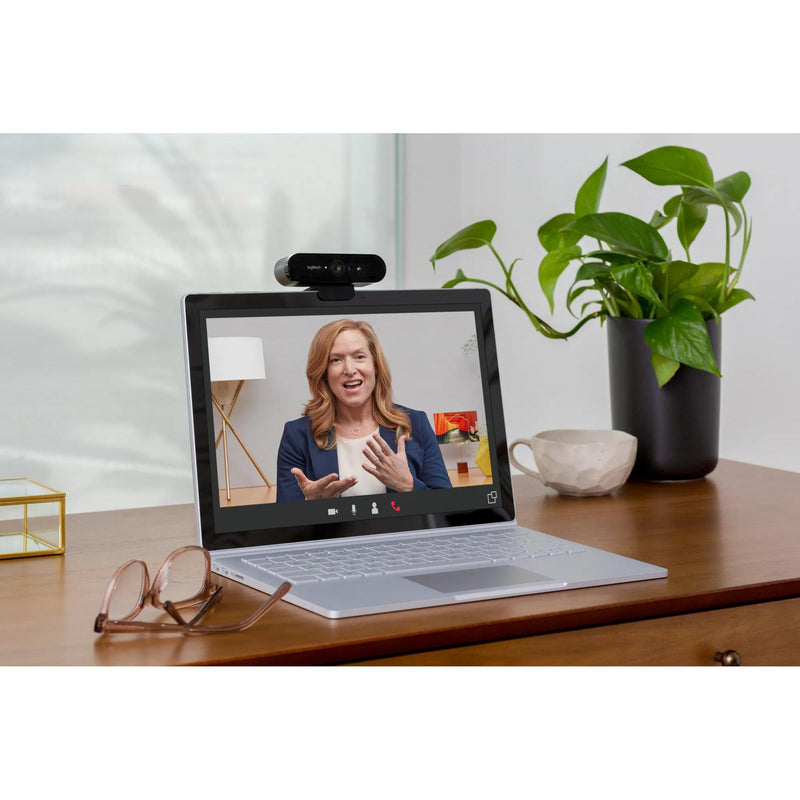 Logitech BRIO Webcam with 4K Ultra HD video & RightLight 3 with HDR 1 year Limited warranty