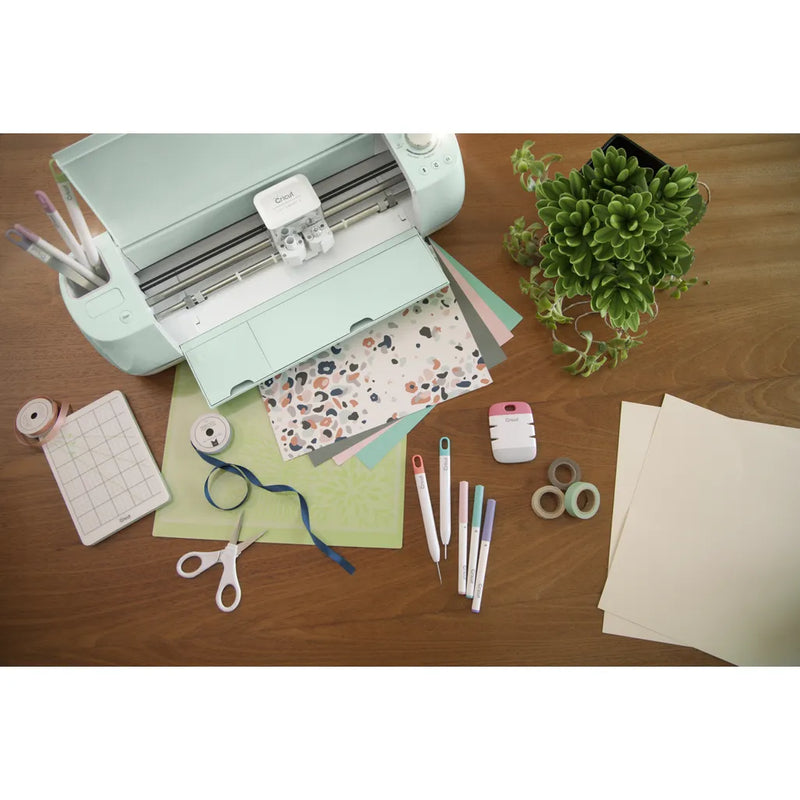 Cricut Explore Air 2 - 30Cm Material Width, 60Cm Material Length, 5+ Tool Usage, Usb & Bluetooth