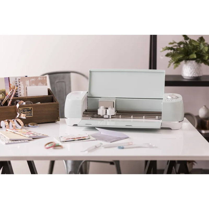 Cricut Explore Air 2 - 30Cm Material Width, 60Cm Material Length, 5+ Tool Usage, Usb & Bluetooth