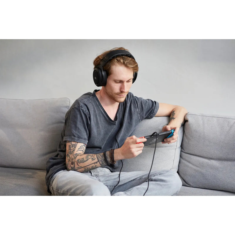 Corsair Hs60 Pro Surround Gaming Headset - Carbon; Console Ready; 3.5 Mm Analog
