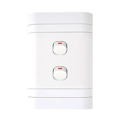 Lesco Flush Cover with 2 Lever 1 Way Switch - Voltage: 220-240V Amperage: 16A Height: 100mm Width: 50mm Material: Polycarbonate Colour White Sold as a Single unit 3 Months Warranty