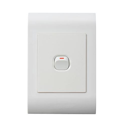 Lesco Pipelli 1 Lever 2 Way Flush Switch- Voltage: 220-240V Amperage: 16A Height: 100mm Width: 50mm Material: Polycarbonate Colour White Sold as a Single unit 3 Months Warranty